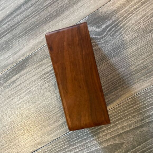Hand carved floral design small wood box - Picture 2 of 5